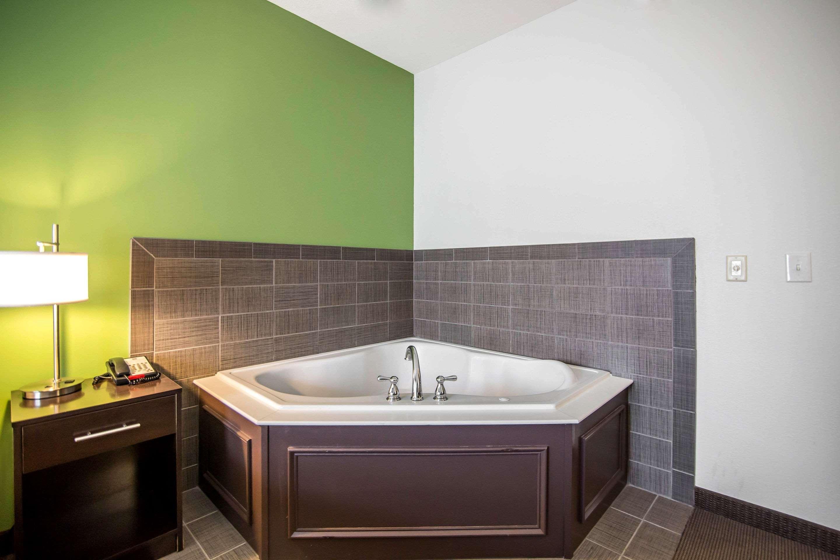 Sleep Inn & Suites Haysville Buitenkant foto